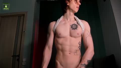 Snapshot of velvet_power chatting on 06-19-26, 04:28 Ares online show from 06-19-26, 04:28