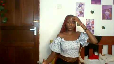 Snapshot of velvetdesiree chatting on 06-22-26, 06:43 velvetdesiree online show from 06-22-26, 06:43