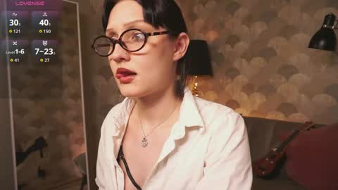 Snapshot of velvetlily_ chatting on 05-08-26, 09:09 Lily online show from 05-08-26, 09:09