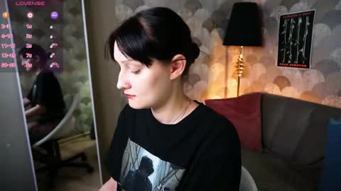 Snapshot of velvetlily_ chatting on 05-24-26, 08:58 Lily online show from 05-24-26, 08:58
