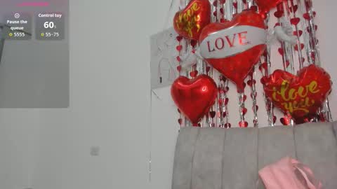 Snapshot of velvetluna_ chatting on 02-19-26, 11:17 Velvetluna online show from 02-19-26, 11:17