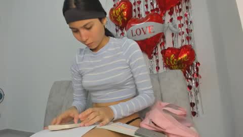 Snapshot of velvetluna_ chatting on 02-23-26, 11:07 Velvetluna online show from 02-23-26, 11:07