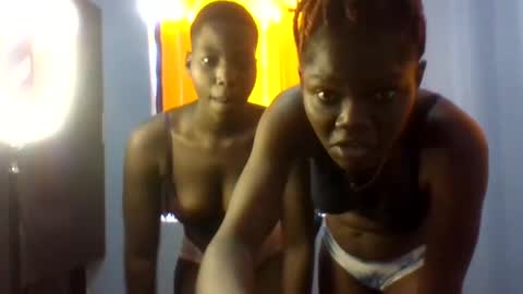 Erica online show from 05-15-26, 01:18