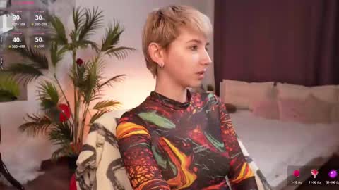 CLEOshort hair  TIna long hair  online show from 02-16-25, 08:00