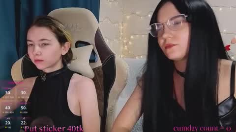 CLEOshort hair  TIna long hair  online show from 11-01-25, 03:58