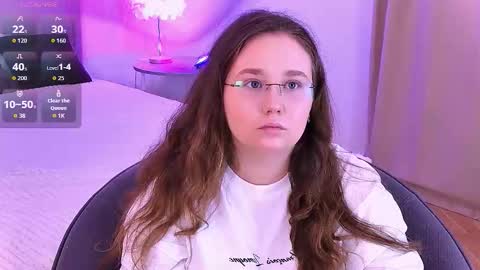 Snapshot of velvetvixencute chatting on 10-20-25, 05:30 velvetvixencute online show from 10-20-25, 05:30