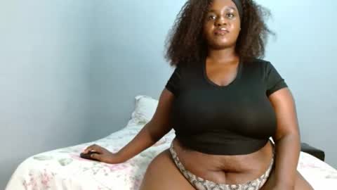 Snapshot of velvetychocolate1 chatting on 03-20-26, 01:43 velvetychocolate1 online show from 03-20-26, 01:43