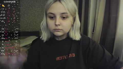 eva 3 online show from 10-31-25, 11:06