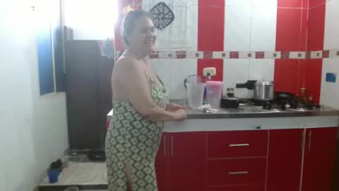 Snapshot of venecasexy44 chatting on 03-04-26, 09:32 venecasexy44 online show from 03-04-26, 09:32