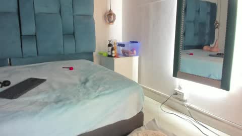 venezolana_caro online show from 05-14-26, 12:01