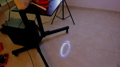 Snapshot of vennusasm1 chatting on 10-24-25, 10:06 vennusasm1 online show from 10-24-25, 10:06