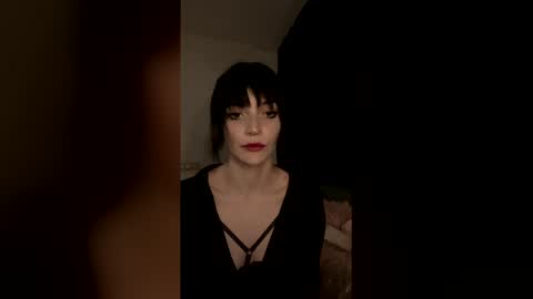 venom_goddess online show from 05-15-26, 09:33