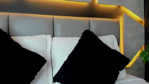 VALERIA online show from 02-06-26, 01:25