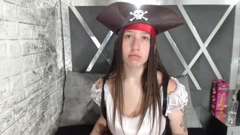 Snapshot of venurmorgan chatting on 10-31-25, 04:19 venurmorgan online show from 10-31-25, 04:19