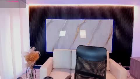 Snapshot of venus_cooperr chatting on 07-17-26, 12:12 Venus Cooperr online show from 07-17-26, 12:12