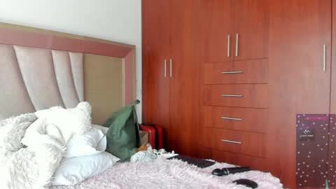 Snapshot of venus_queen_ chatting on 12-04-24, 07:45 Ali aka venus p online show from 12-04-24, 07:45