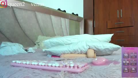 Snapshot of venus_queen_ chatting on 12-14-24, 10:39 Ali aka venus p online show from 12-14-24, 10:39