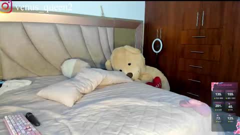 Snapshot of venus_queen_ chatting on 03-12-25, 12:53 Ali aka venus p online show from 03-12-25, 12:53