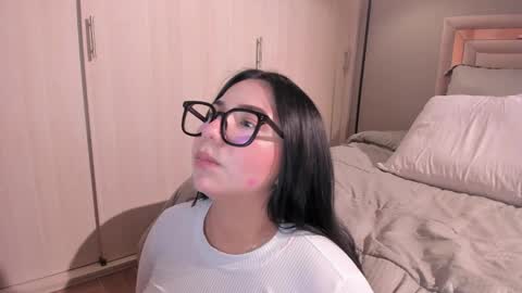 Snapshot of venus_reid chatting on 06-05-26, 06:52 venus_reid online show from 06-05-26, 06:52