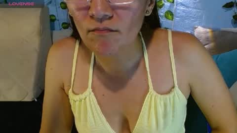 Snapshot of venus_swet chatting on 05-17-26, 12:41 Catalina online show from 05-17-26, 12:41