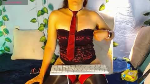 Snapshot of venus_swet chatting on 05-24-26, 12:59 Catalina online show from 05-24-26, 12:59