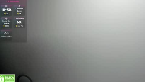 Snapshot of venus_velez chatting on 06-17-26, 12:07 Venus online show from 06-17-26, 12:07