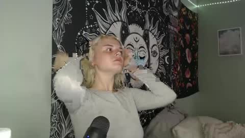 Miss Venus online show from 10-03-25, 02:08