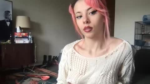 Snapshot of venustheflytrap chatting on 06-08-26, 03:45 venustheflytrap online show from 06-08-26, 03:45