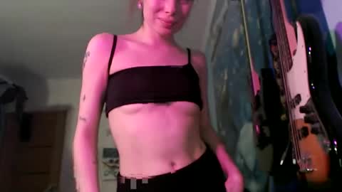 venusxsweetxangel online show from 11-28-25, 03:04