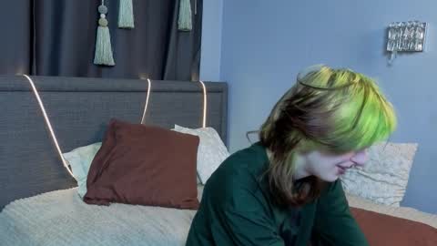 Erica online show from 09-25-25, 08:12