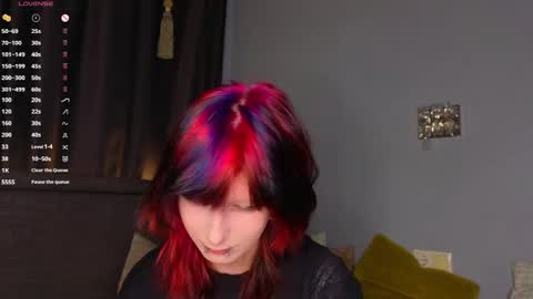 Snapshot of veolatownson chatting on 01-05-26, 08:12 Erica online show from 01-05-26, 08:12