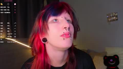 Snapshot of veolatownson chatting on 01-06-26, 08:12 Erica online show from 01-06-26, 08:12