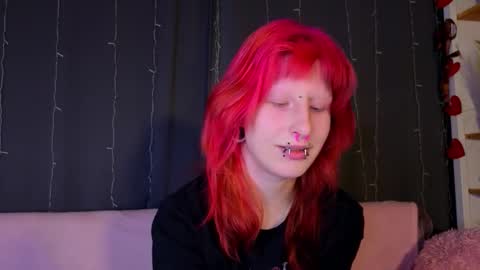 Snapshot of veolatownson chatting on 02-08-26, 08:23 Erica online show from 02-08-26, 08:23