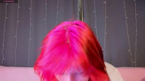 Snapshot of veolatownson chatting on 02-10-26, 10:36 Erica online show from 02-10-26, 10:36