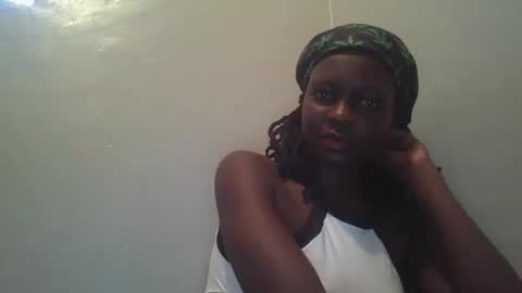 Snapshot of vera_bright chatting on 02-20-25, 03:52 vera_bright online show from 02-20-25, 03:52