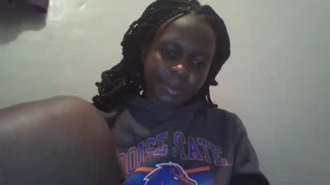 Snapshot of vera_bright chatting on 02-24-25, 09:09 vera_bright online show from 02-24-25, 09:09