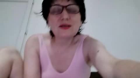 Vera online show from 06-07-26, 12:04