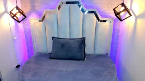 Domelipa  online show from 12-14-25, 12:21