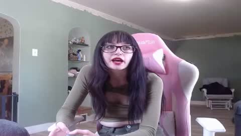 Snapshot of verdite chatting on 02-22-25, 04:19 verdite online show from 02-22-25, 04:19