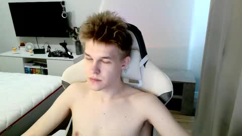 Snapshot of veritas_in_vine chatting on 04-06-26, 11:44 Veritas online show from 04-06-26, 11:44