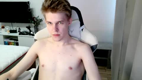 Snapshot of veritas_in_vine chatting on 04-09-26, 11:59 Veritas online show from 04-09-26, 11:59