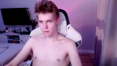 Snapshot of veritas_in_vine chatting on 04-15-26, 02:46 Veritas online show from 04-15-26, 02:46