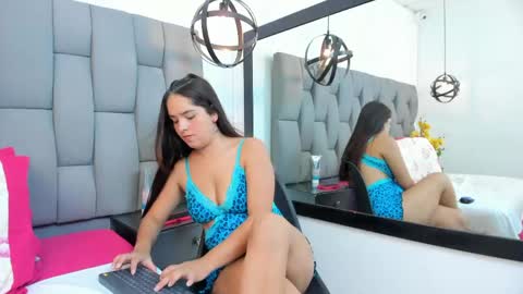 Snapshot of vero8choa chatting on 05-28-26, 08:50 vero8choa online show from 05-28-26, 08:50