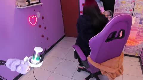     online show from 10-13-25, 11:38