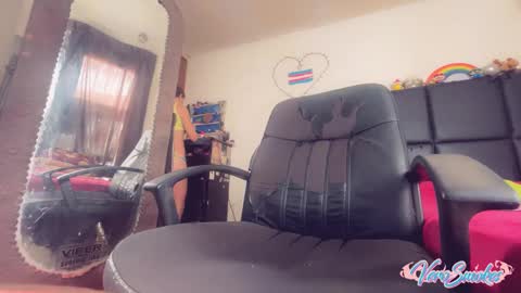 Snapshot of veroalva chatting on 03-05-25, 07:17 Vero Alva online show from 03-05-25, 07:17
