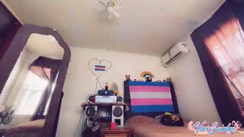 Snapshot of veroalva chatting on 09-14-25, 07:02 Vero Alva online show from 09-14-25, 07:02