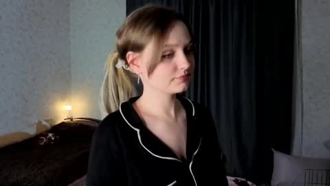 Veronica online show from 05-23-26, 06:34