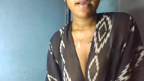 verolla31 online show from 02-19-25, 07:38