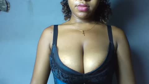 verolla31 online show from 02-27-25, 08:09