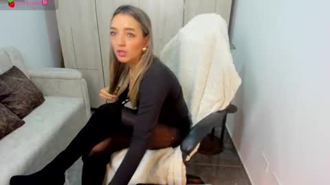 Catalina online show from 10-09-25, 12:52